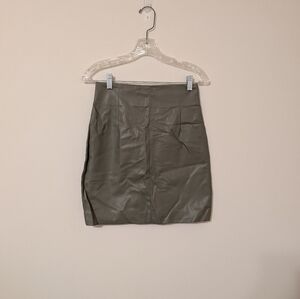 H&M Faux Leather Green Skirt Size 4